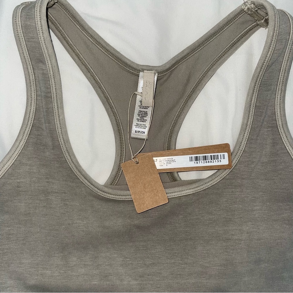 SKIMS STONE OUTDOOR MID THIGH BODYSUIT/ ONESIE - Picture 7 of 9
